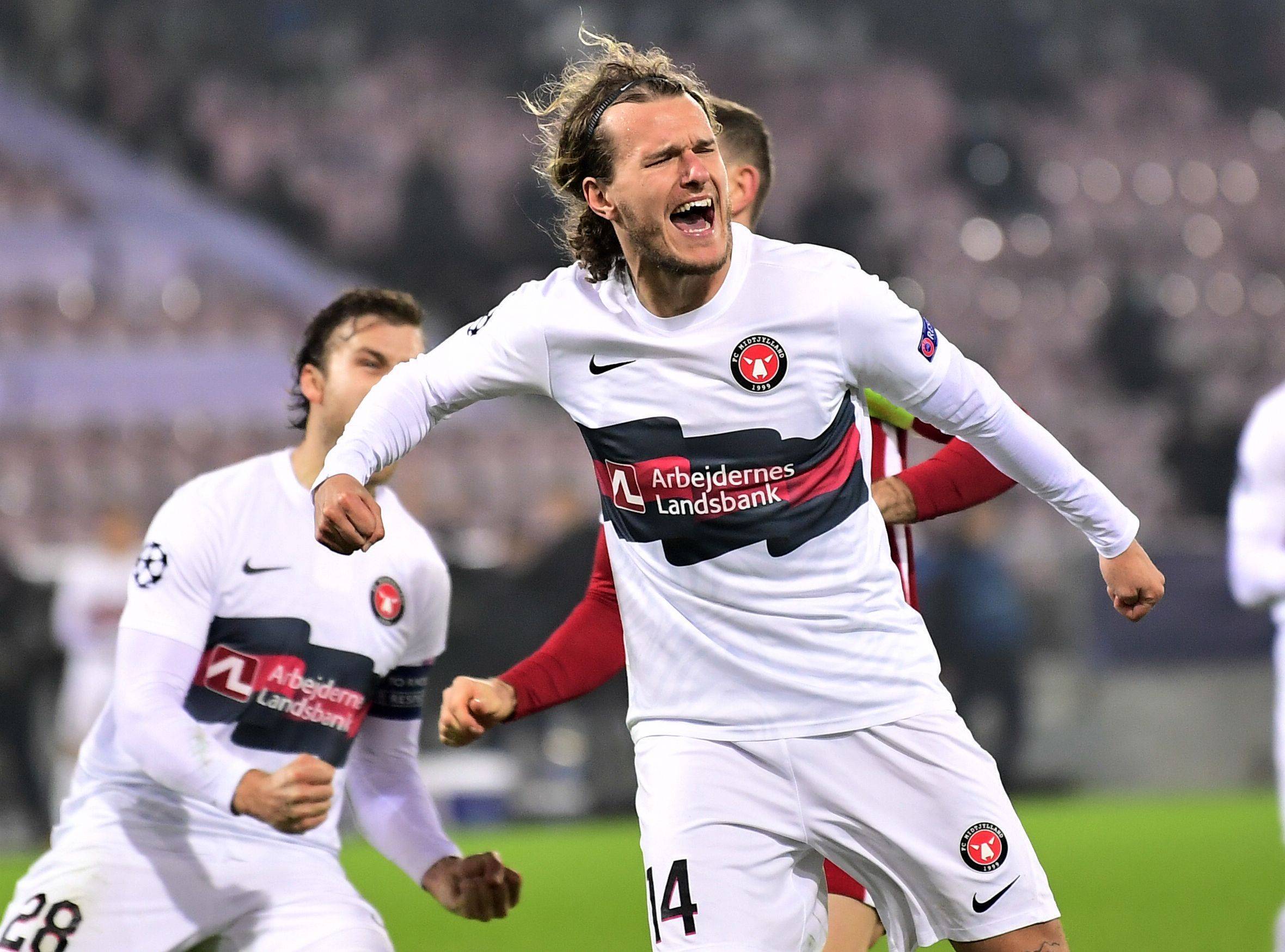 包含乌克兰-战胜德国晋级欧联杯强法国希望保级的词条