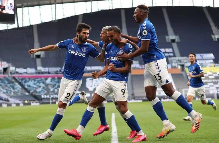 奥萨苏纳防守稳固，成为本赛季黑马球队