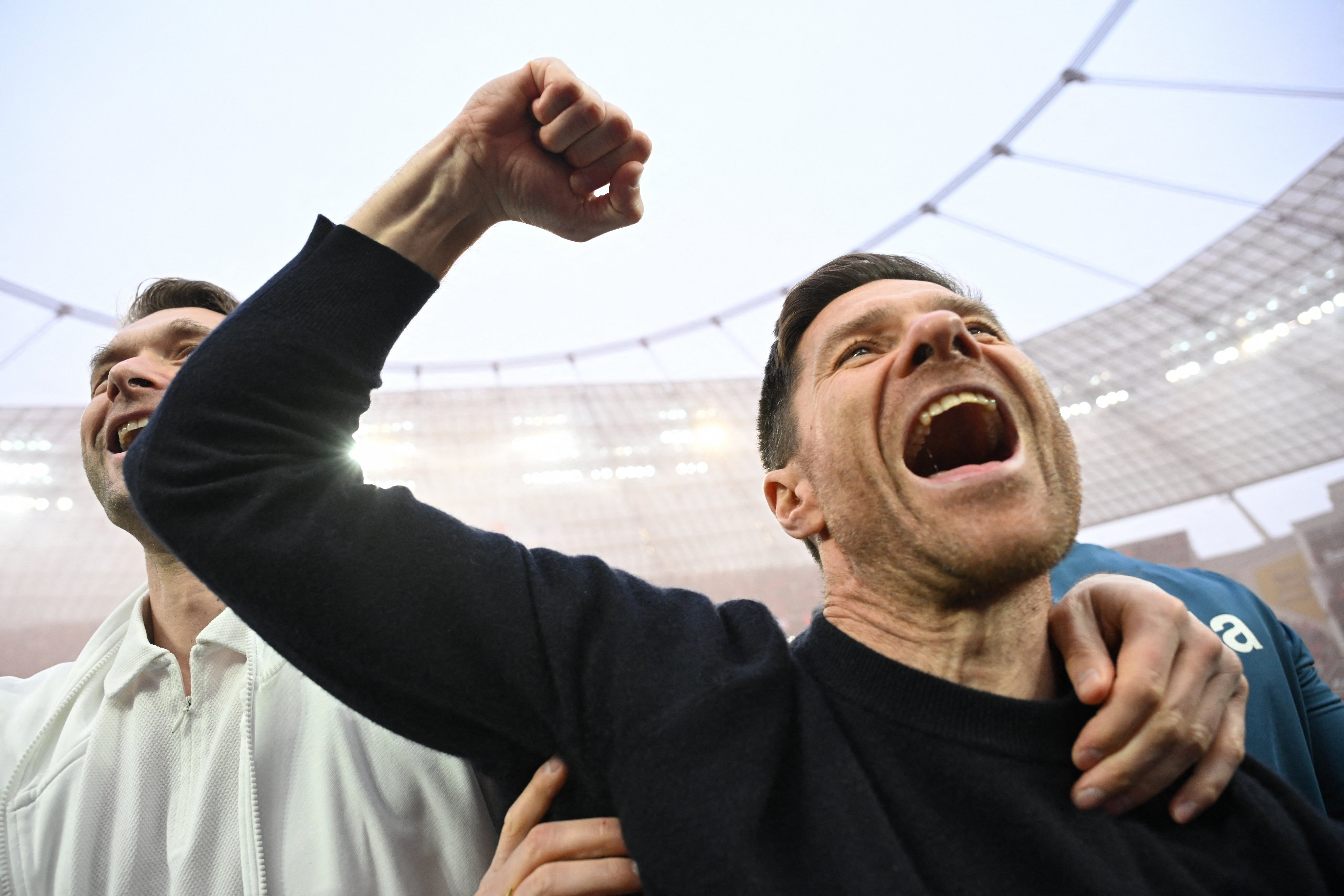 新赛季首战球队略显手忙脚乱,失利不暇 新赛季首战球队略显手忙脚乱,失利不暇