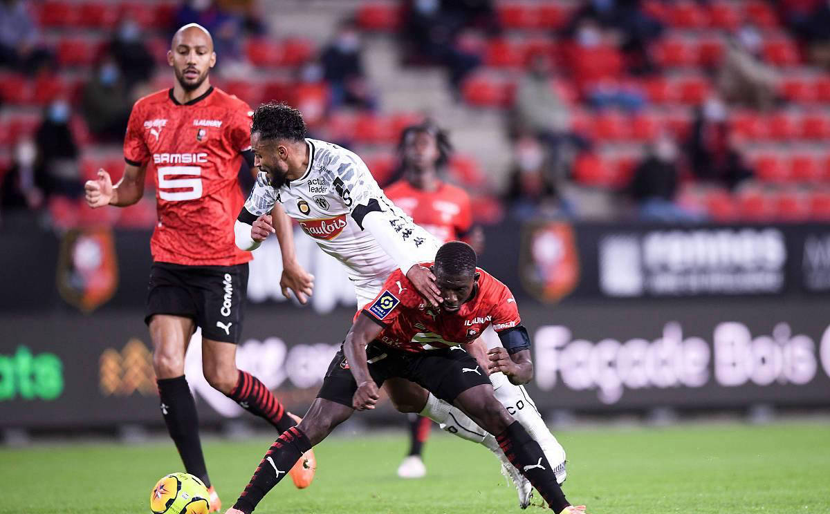 包含蒙彼利埃足球队在场上出色夺冠的词条 包含蒙彼利埃足球队在场上出色夺冠的词条