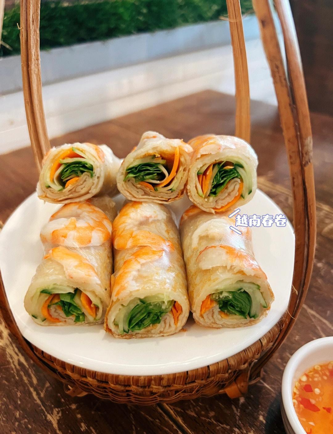 包含越南代表CapeTownCity备战南非能达矿池，希望晋级的词条