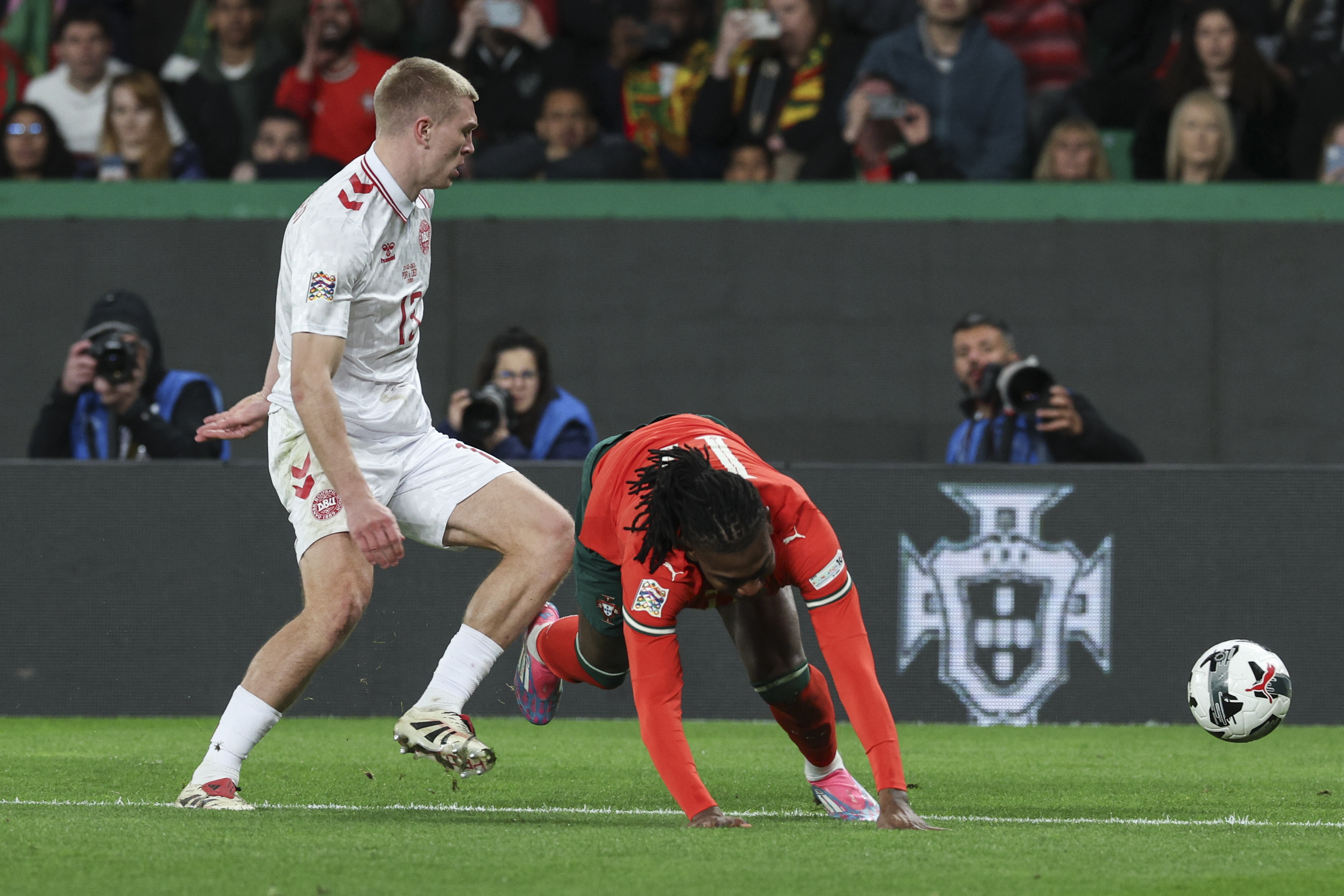 世俱杯分组-关于波兰再次残忍淘汰葡萄牙,欧预赛征途坎坷的信息