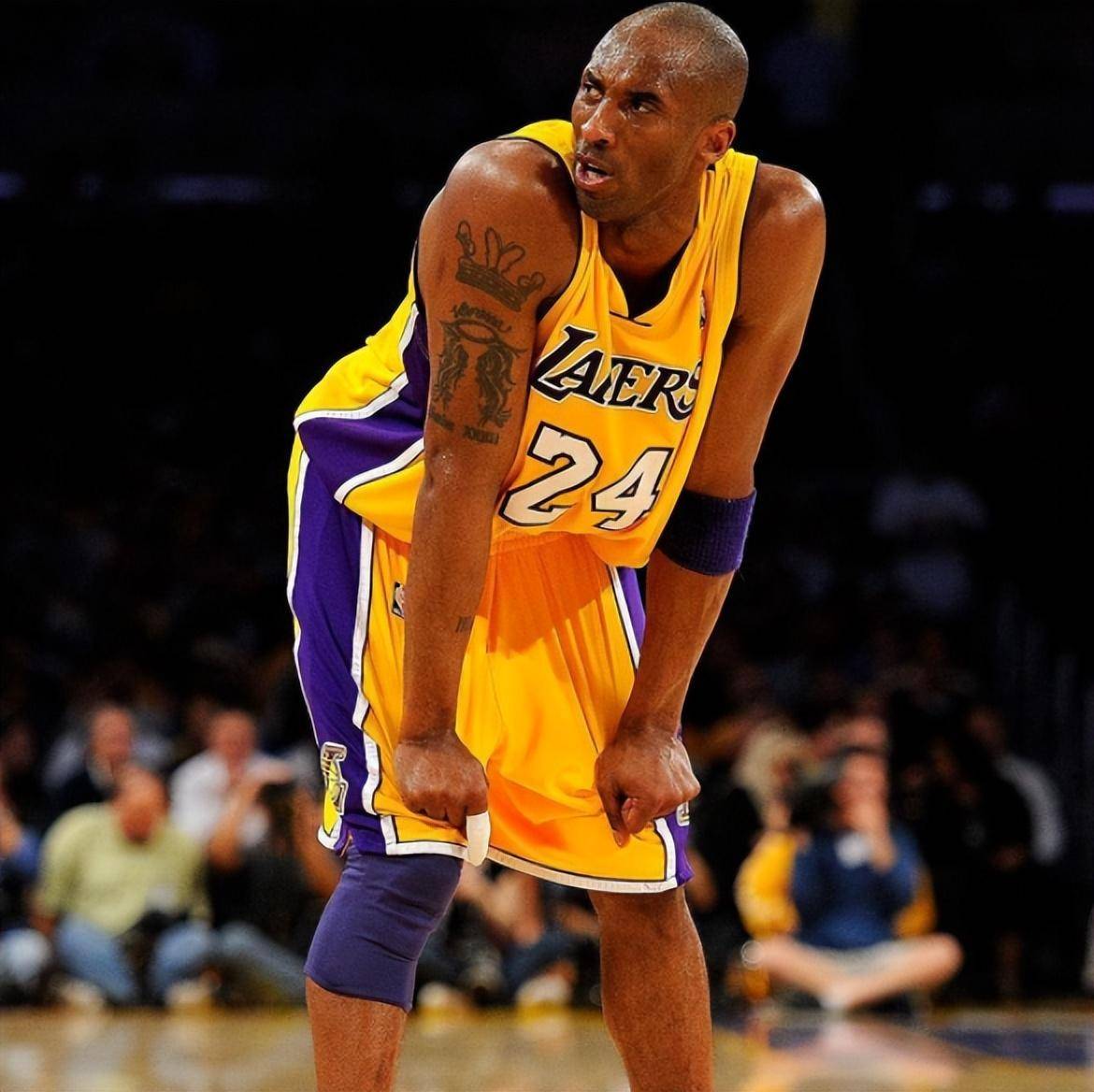 NBA球星在全球赛场上表现抢眼