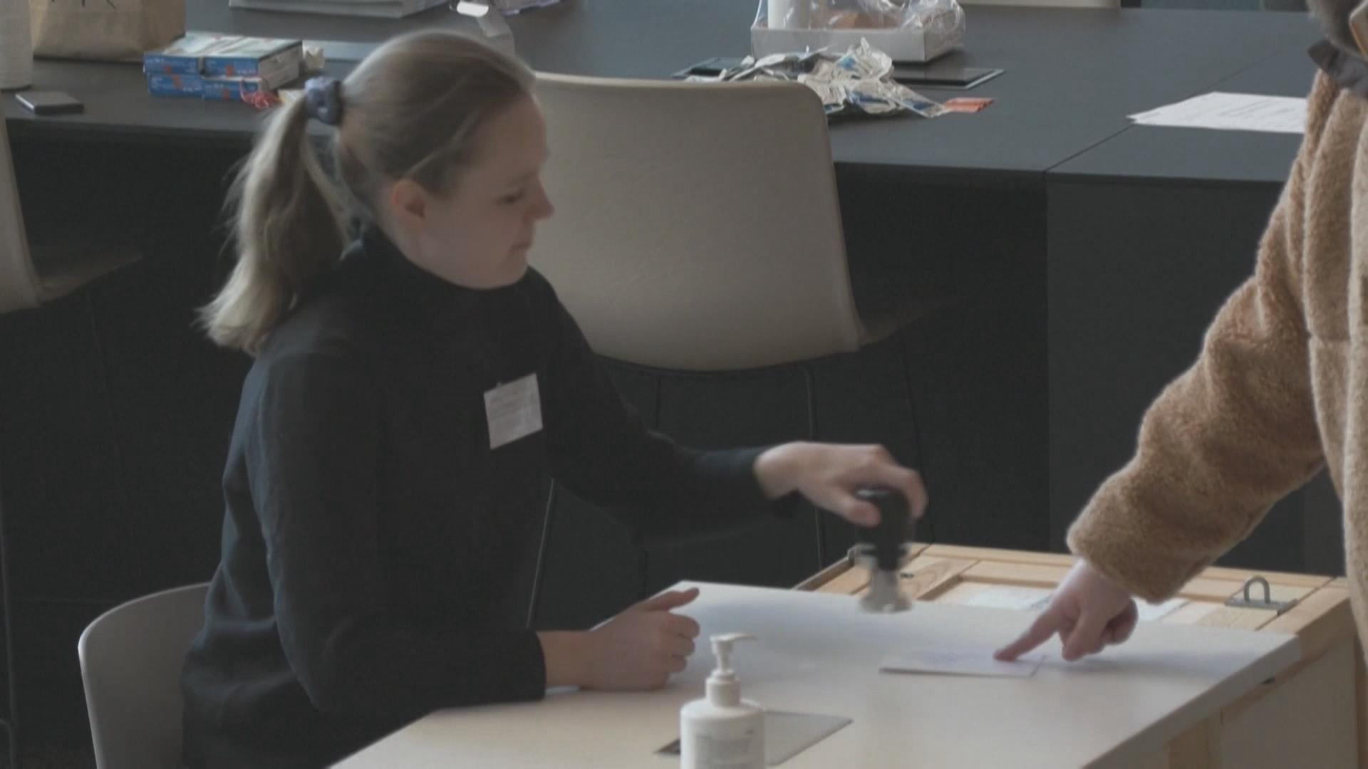 包含芬兰惊险逼平法国,小组次席悬念依旧?的词条 包含芬兰惊险逼平法国,小组次席悬念依旧?的词条