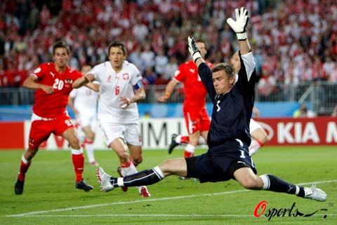 克罗地亚足球队在比赛中表现出色 克罗地亚足球队在比赛中表现出色