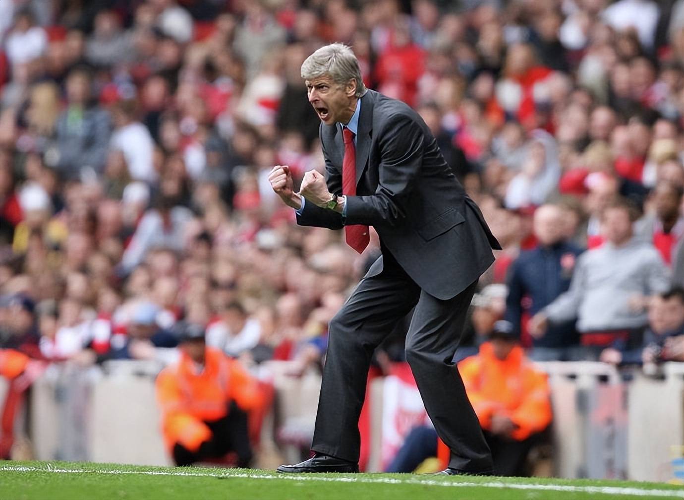 世俱杯分组-阿森纳主场崩溃,温格欧冠梦魇再现!