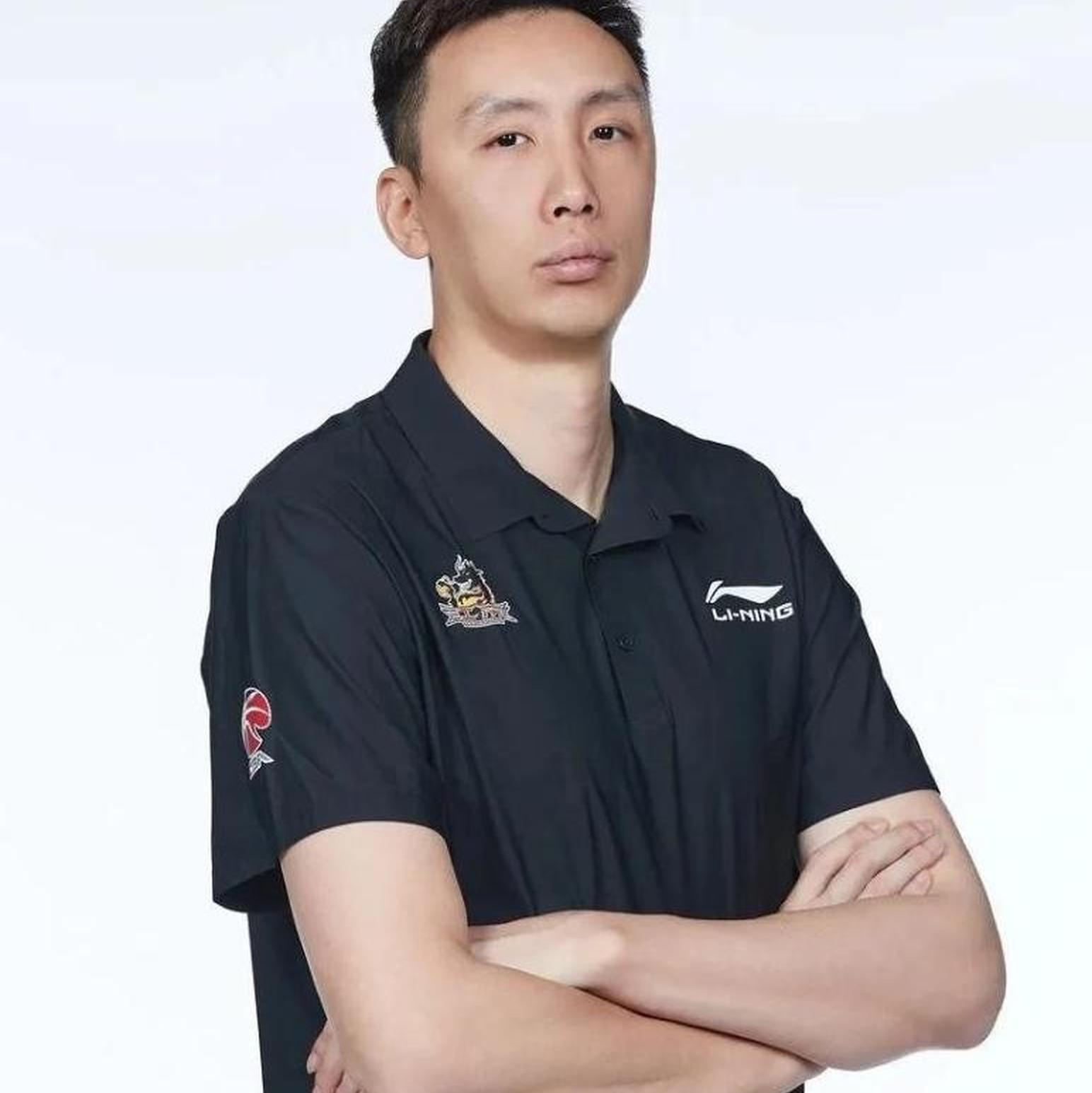 世俱杯时间-江苏队主教练指导下稳扎稳打取得胜利