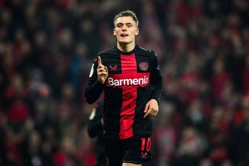 斯图加特遭遇云达不莱梅逆转,痛失胜机 斯图加特遭遇云达不莱梅逆转,痛失胜机