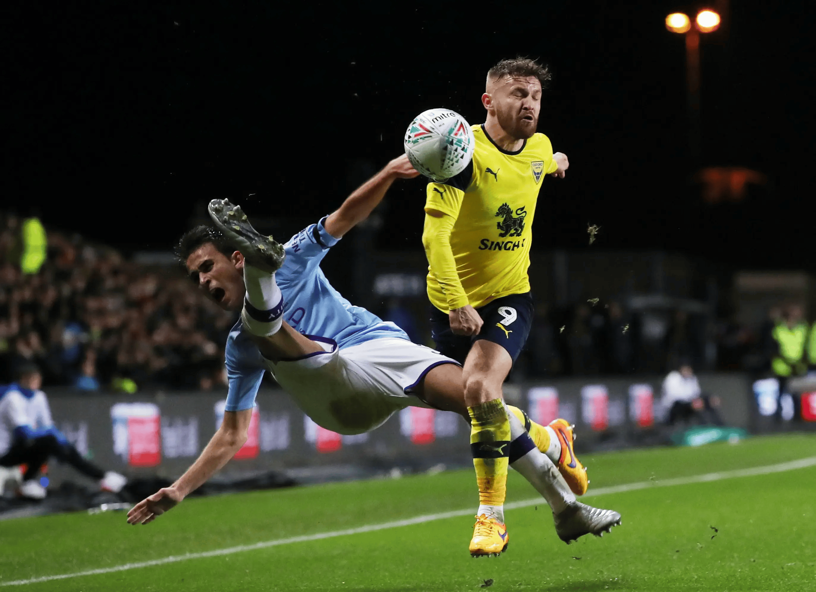 世俱杯2025-布鲁斯特尔城客场获胜，英冠晋级形势喜人