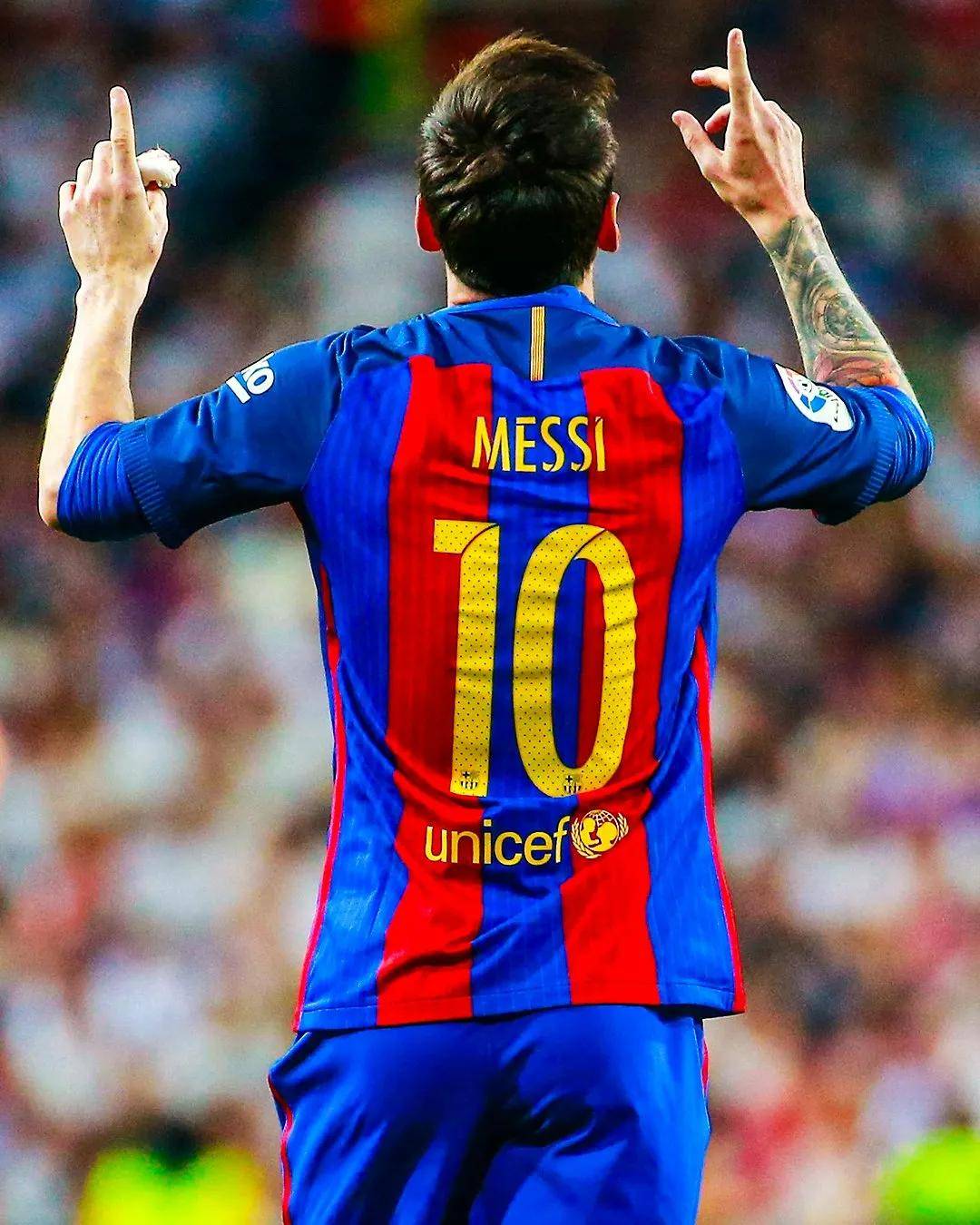 巴萨客场较量：梅西助攻绝杀