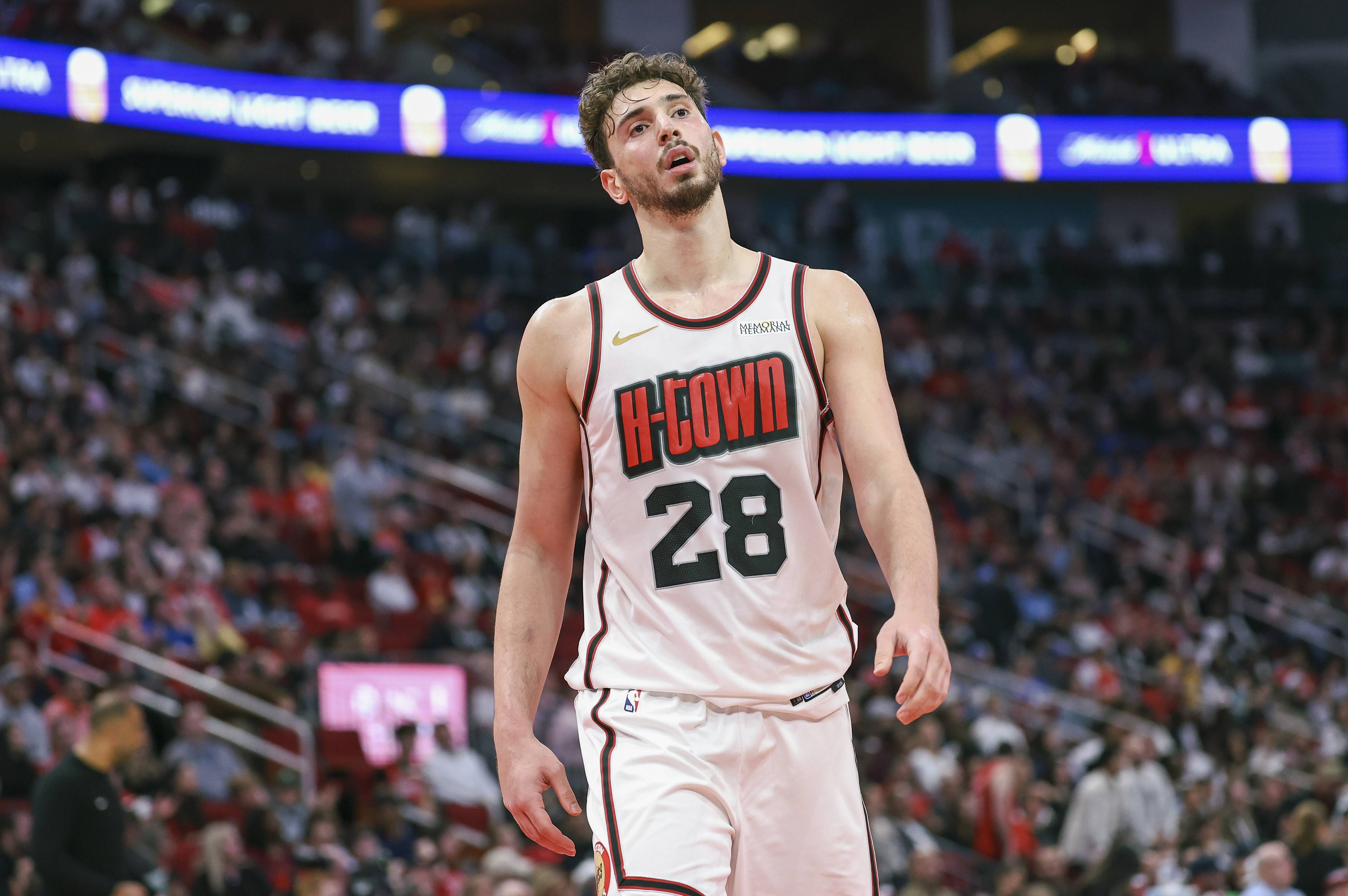 火箭主帅称罗素是全明星实至名归 火箭主帅称罗素是全明星实至名归