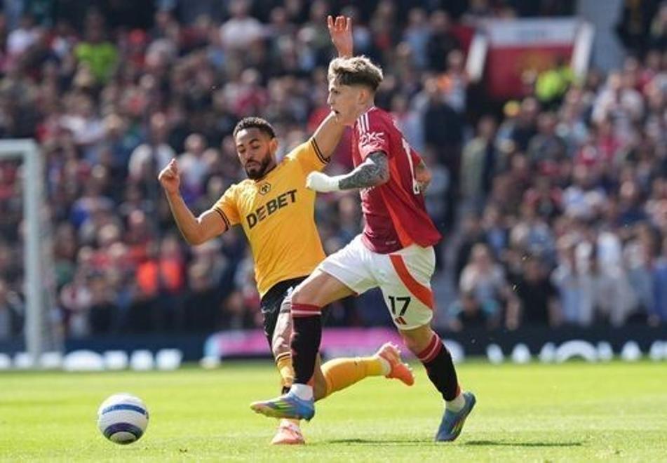 曼联客场大胜狼队打破不胜魔咒