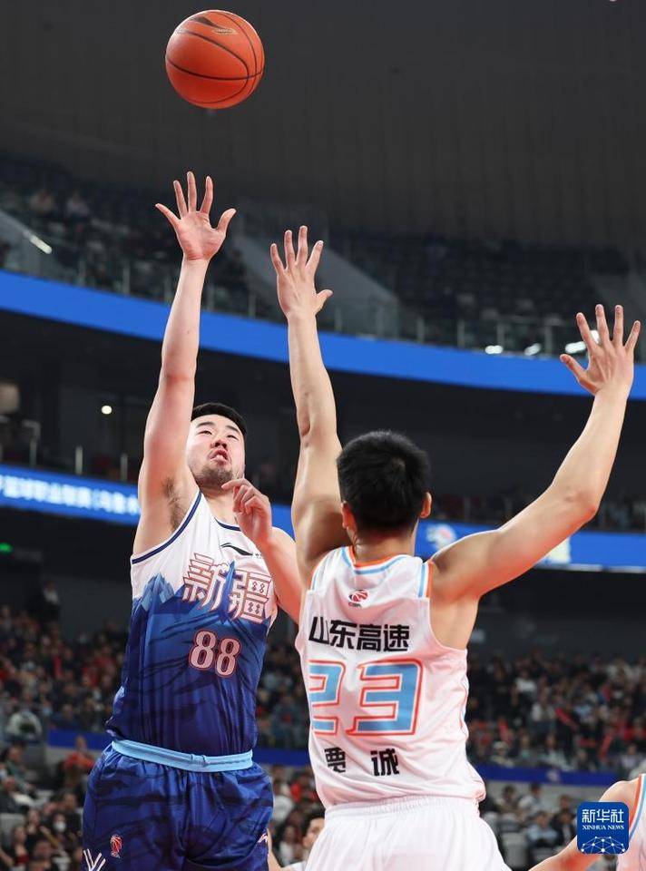 内线外围频频进攻成功,成为焦点的简单介绍 内线外围频频进攻成功,成为焦点的简单介绍