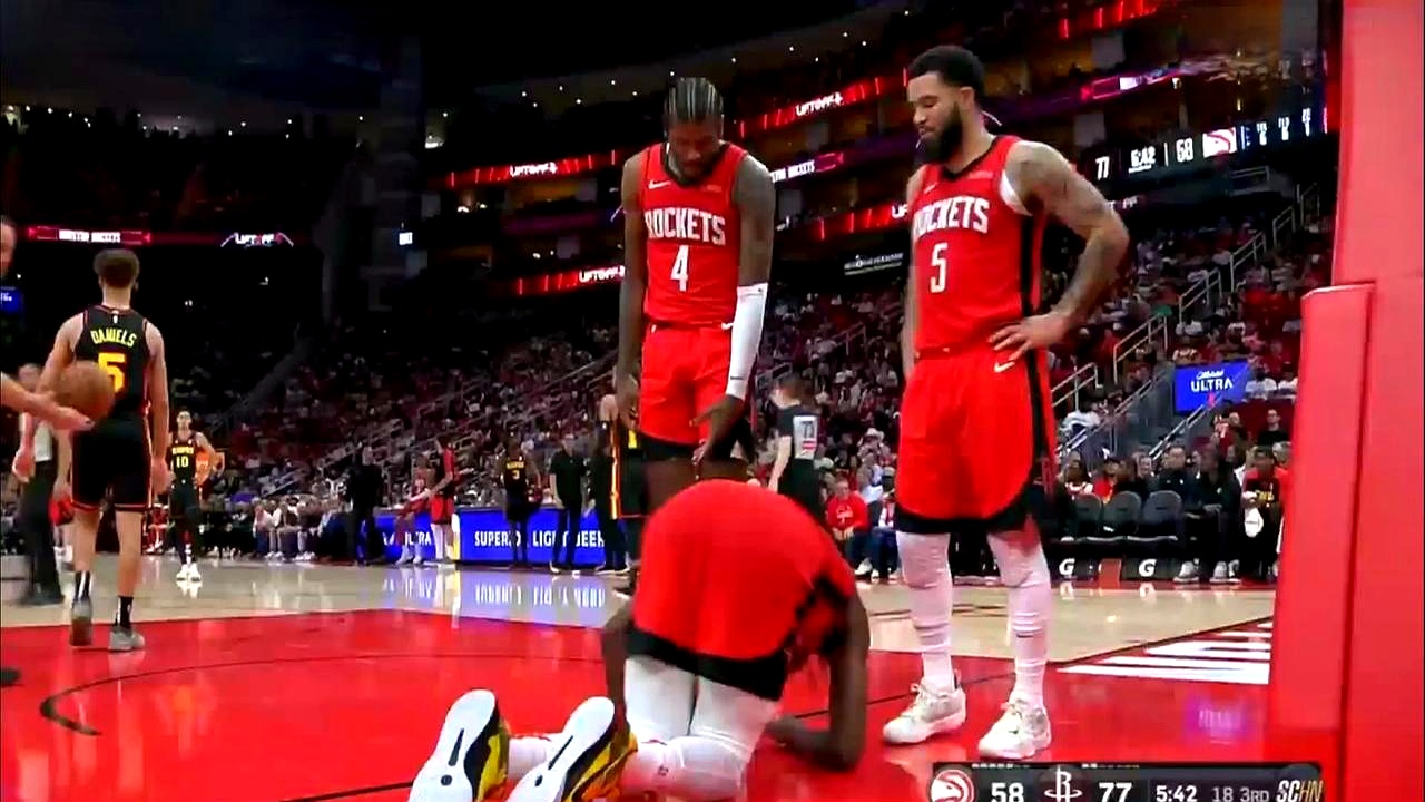 世俱杯2025-老鹰球员受伤影响发挥,球队应调整战术