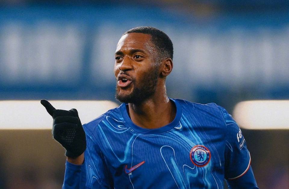 世俱杯官网-奇切斯特菲尔德遭遇惨败,保级压力不减