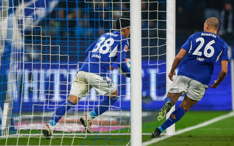 世俱杯改制-柏林赫塔士气高涨,力阻对手进攻