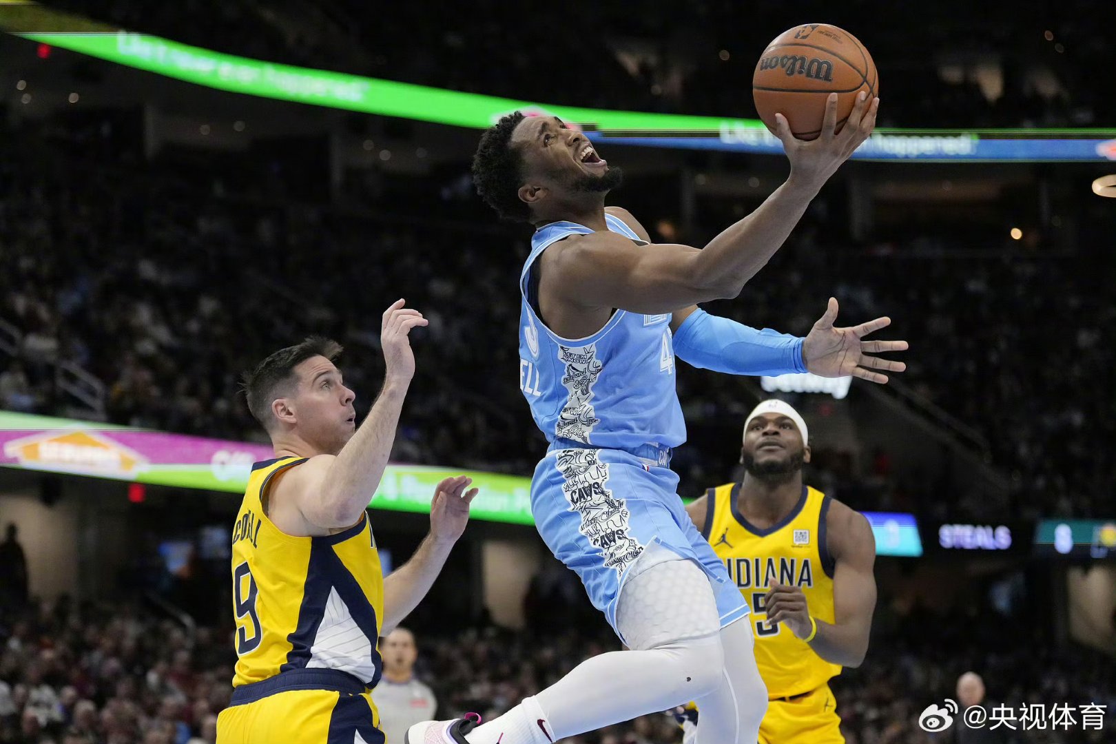 世俱杯参赛资格-骑士横扫步行者,首轮获胜