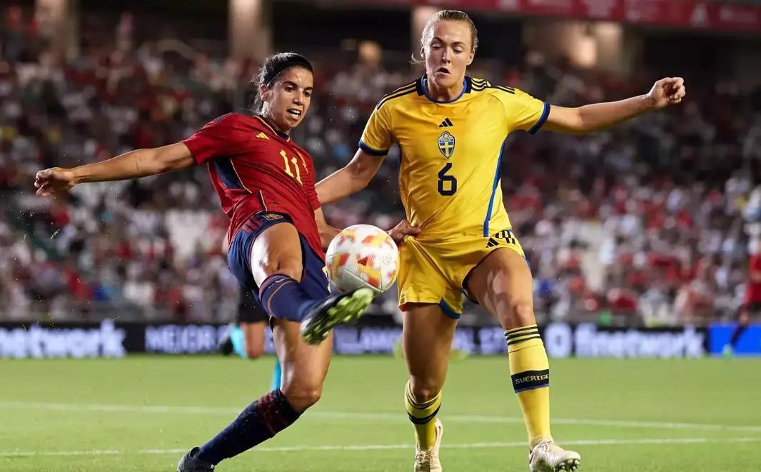 世俱杯分组-西班牙女足横扫俄罗斯,晋级友谊赛决赛