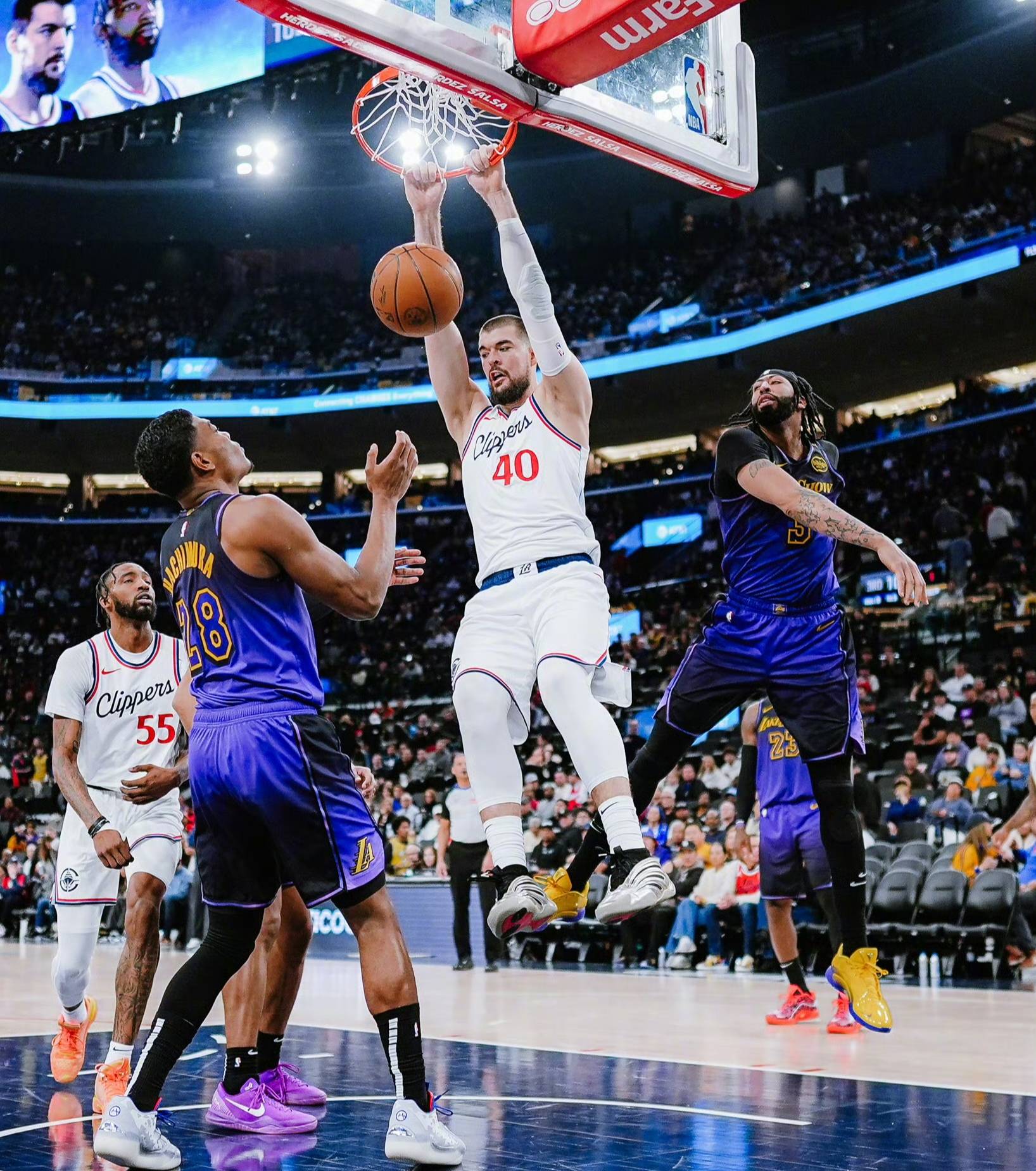 快船再胜爵士，将系列赛领先优势扩大