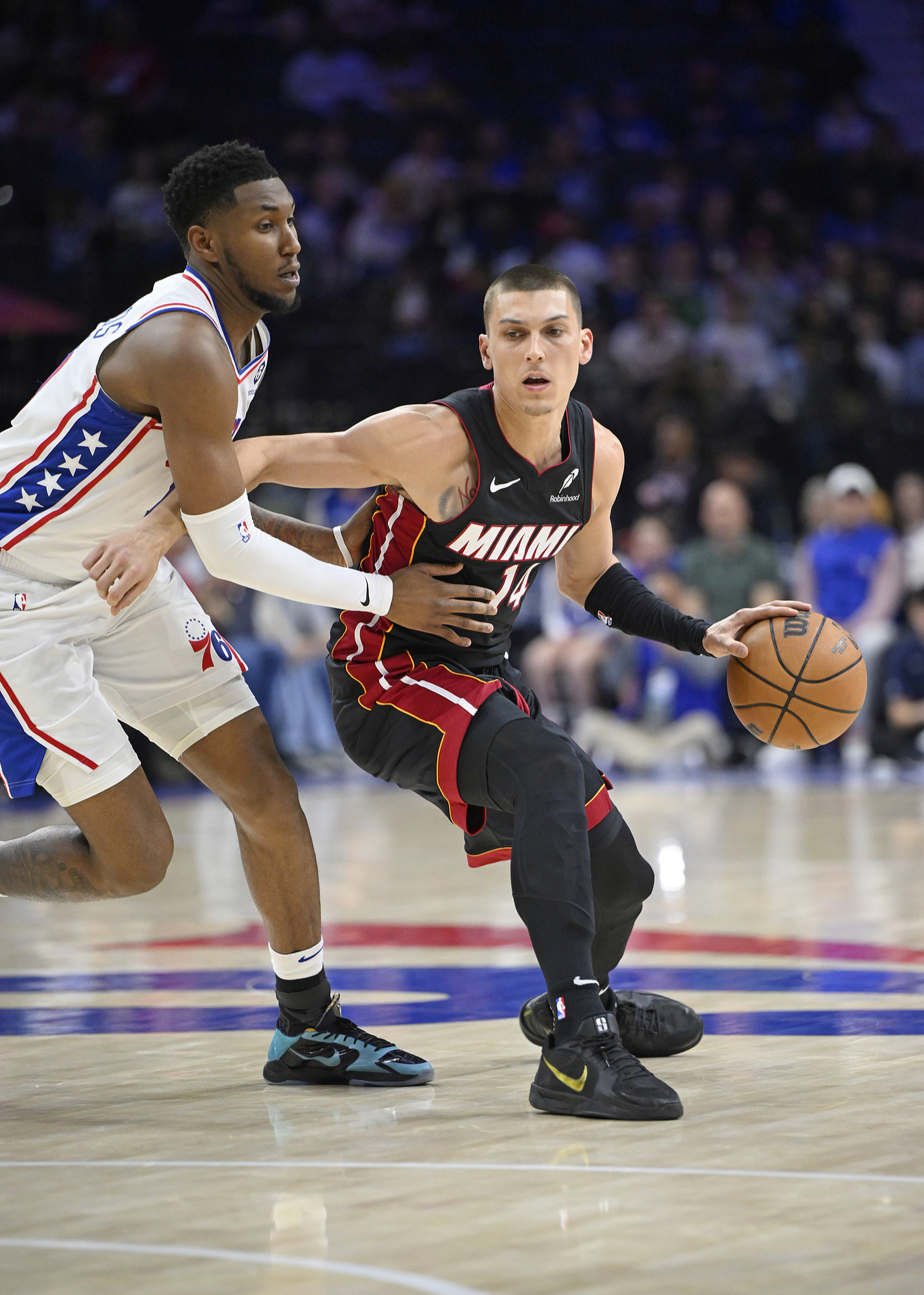 世俱杯改制-76人再胜热火,晋级东部半决赛