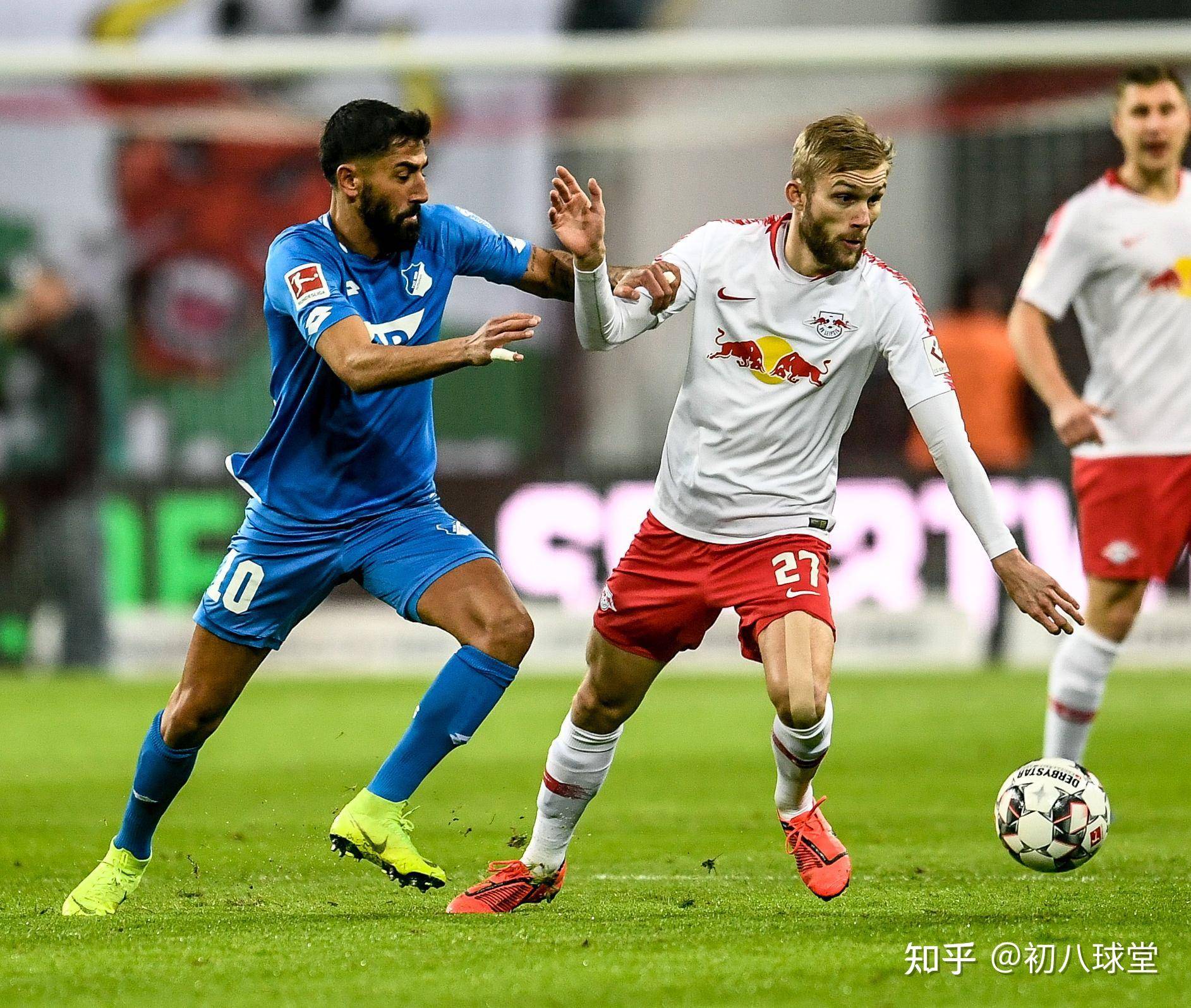 世俱杯时间-柏林赫塔队在比赛中逆袭对手,晋级下一轮