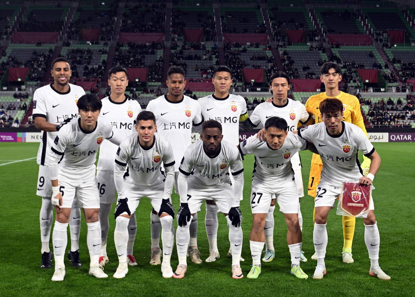 包含上海海港队员杨世元奉献绝杀,助球队获胜的词条 包含上海海港队员杨世元奉献绝杀,助球队获胜的词条