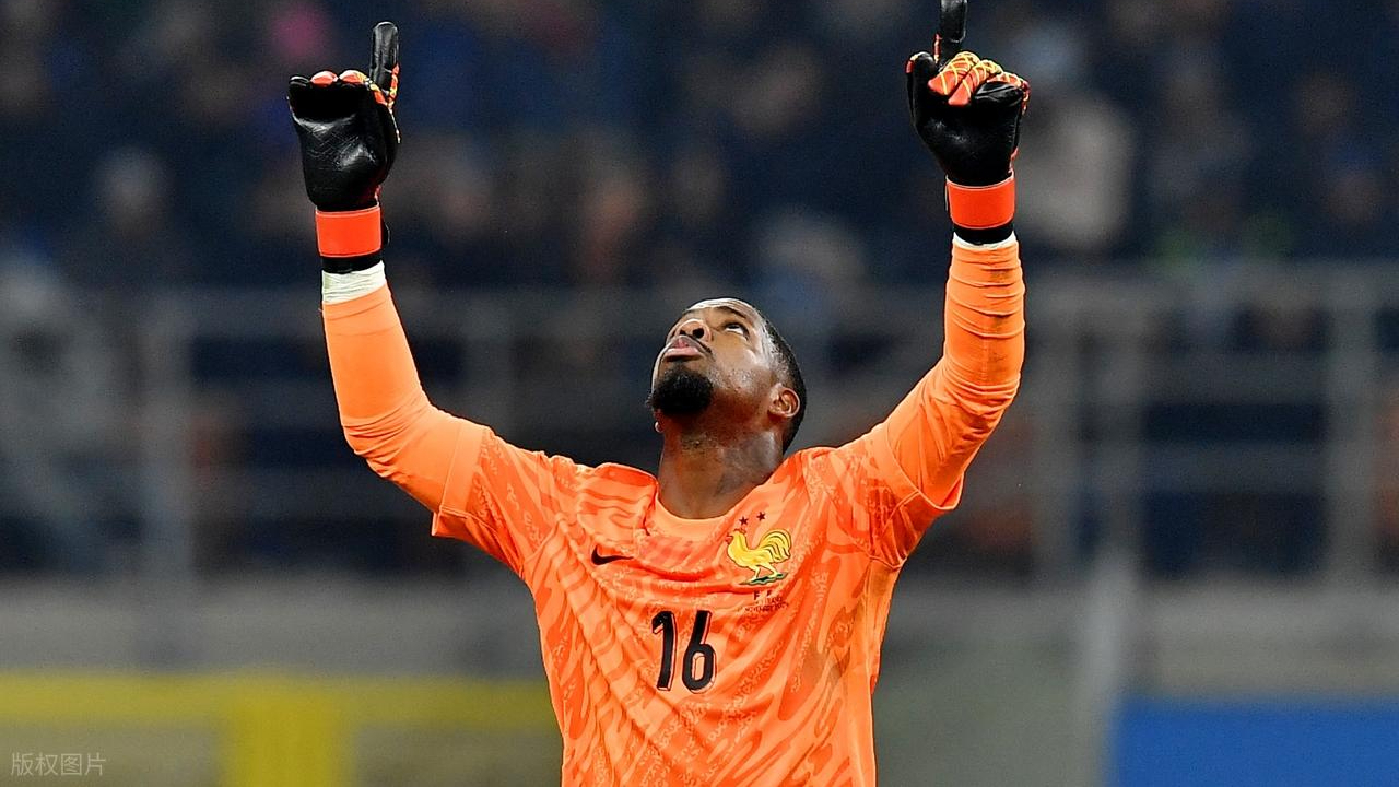 里昂客场挑战对手,备战心态备受关注 里昂客场挑战对手,备战心态备受关注