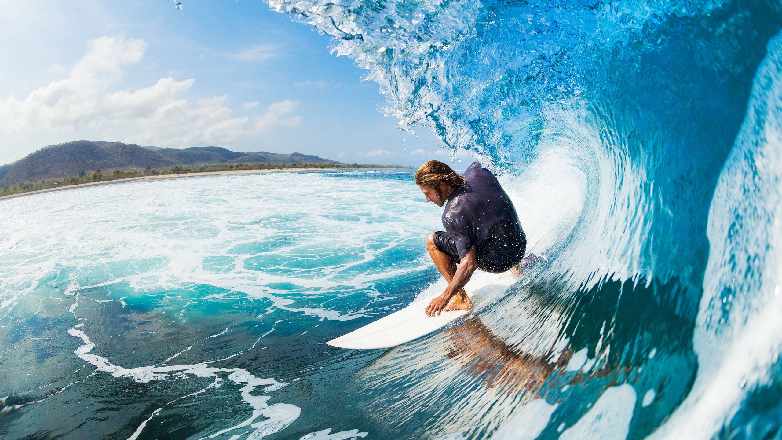 贝恩狂轰45分世纪冰封！黄蜂窒息防守锁死国王，一场教科书式的团队制霸