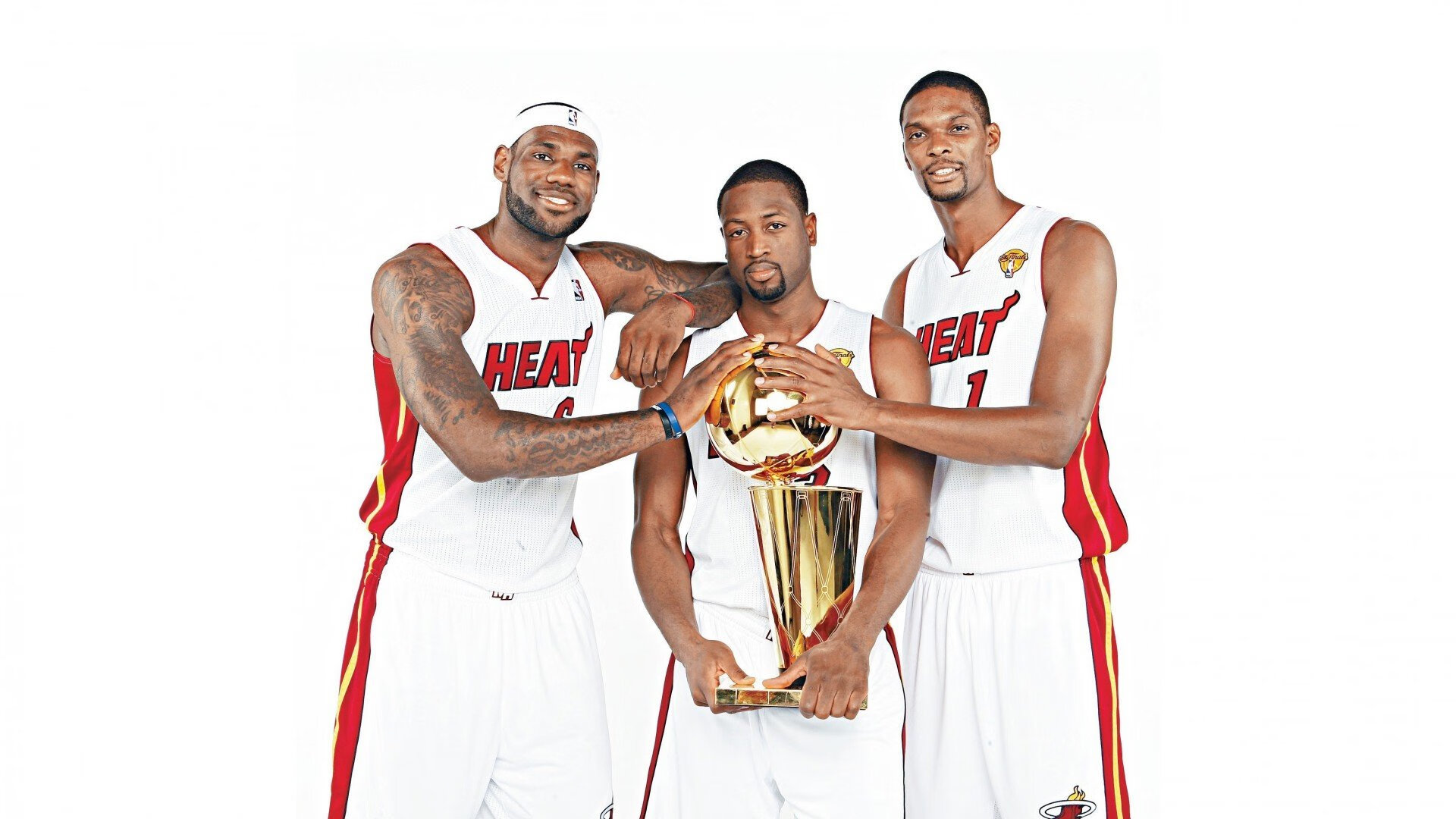 世俱杯改制-英超烽火与非洲光影，布雷默的刀锋与日本足球的静水流深